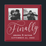 Imán Finalmente Boda Minimalista 2 Foto Guardar la fech<br><div class="desc">Ha merecido la pena esperar y ahora está listo para enviar por fin sus fechas guardadas! Estas bodas minimalistas ahorran a los imanes de fecha son perfectamente simples pero a la vez super modernos. Personaliza fácilmente el diseño añadiendo tus propias fotos, nombres y fecha de boda. Se pueden encontrar elementos...</div>