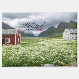 Imán Flakstad auf den Lofoten