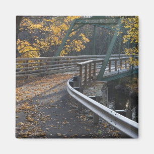 Imán Follaje de otoño y un puente sobre el Millers