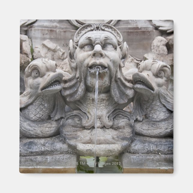 Imán Fontana del Panteón (1575) diseñada por Giacomo (Frente)