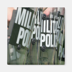 Imán Formación del control de alboroto