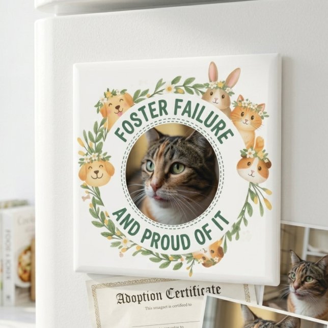 Imán Foster Failure Proud Photo Floral Animal Wreath (Foster failure and proud photo magnet for the animal lover — a cute adoption day gift idea.)