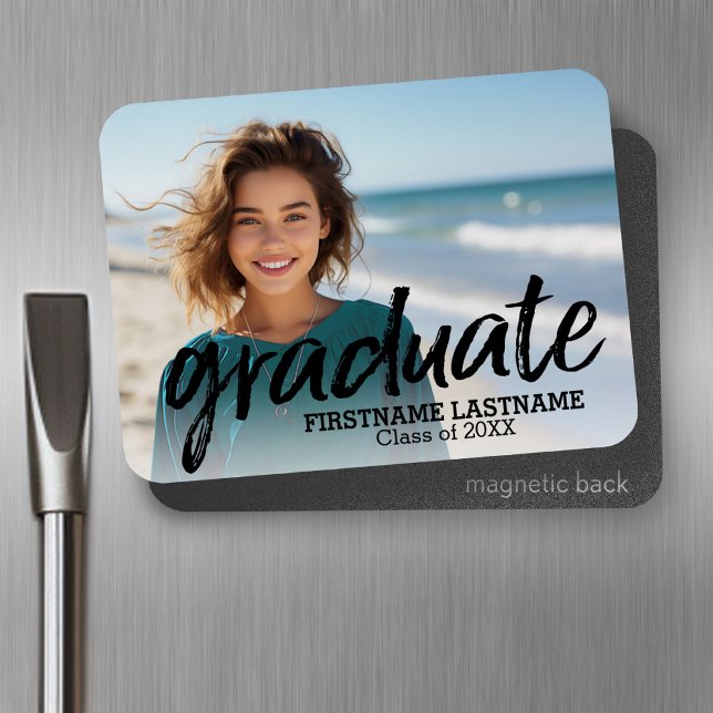 Imán Foto de graduación a la moda con letras en pincel (Personalized fridge magnet - add photos and custom text)