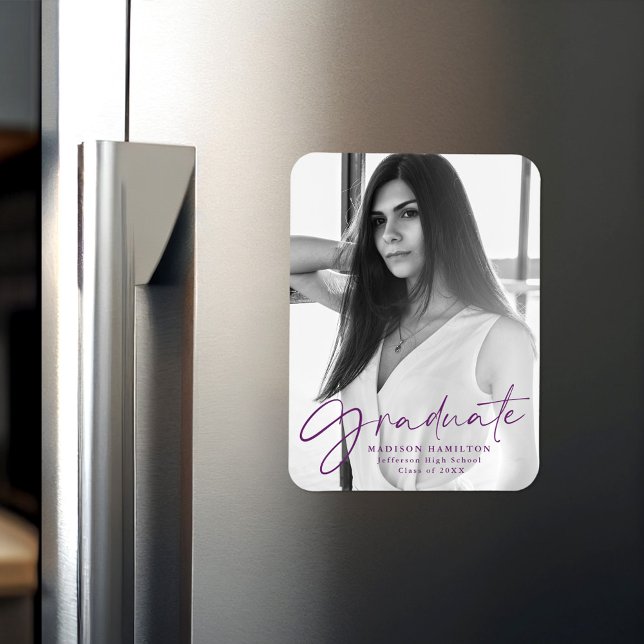 Imán Foto de Invitación de graduación de guión púrpura (Subido por el creador)