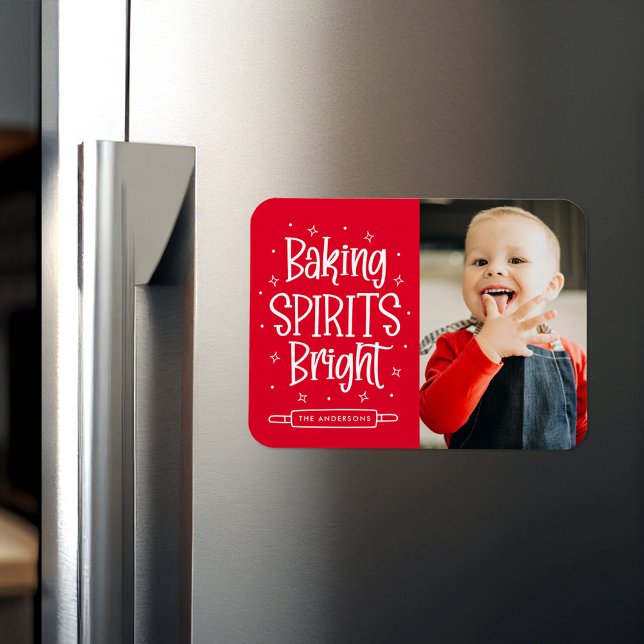 Imán Foto navideña roja de Baking Spirits Bright (Subido por el creador)