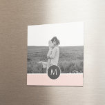 Imán Foto y nombre personalizado minimalista de color r<br><div class="desc">Foto y nombre personalizado minimalista de color rosa pastel</div>