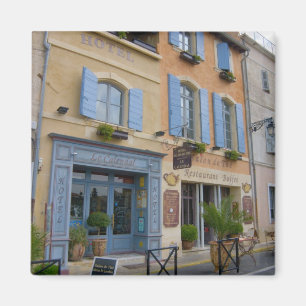 Imán Francia, Arles, Provenza, hotel y restaurante