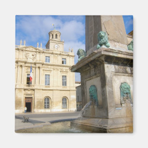 Imán Francia, Arlés, Provenza, Plaza de la