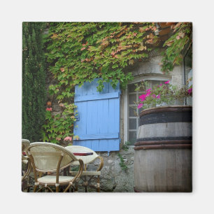 Imán Francia, Les Baux de Provenza, patio de café