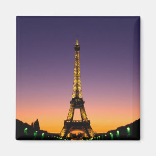 Imán Francia, París, Torre Eiffel al atardecer.