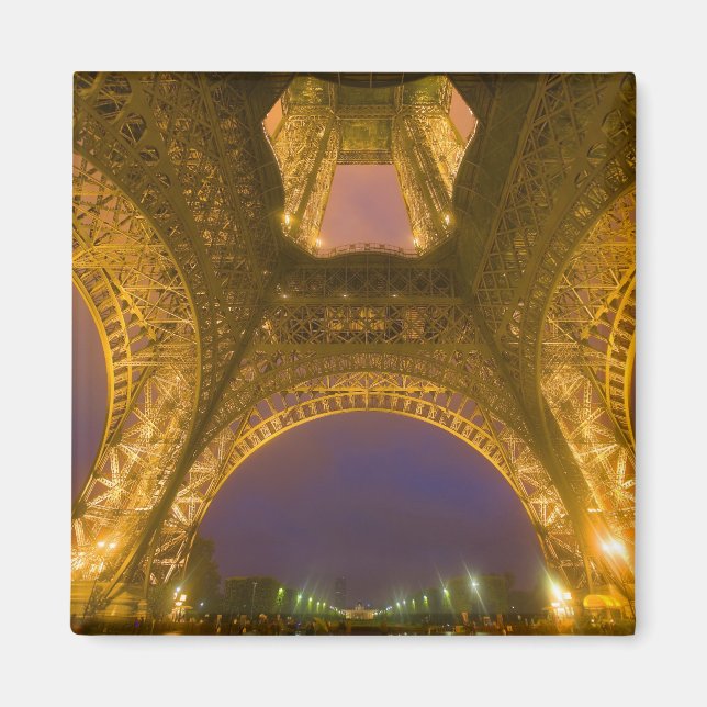 Imán Francia, París. Torre Eiffel iluminada a las 2 (Frente)