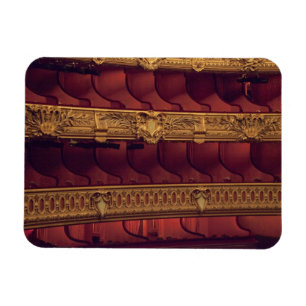 Imán Francia, París. Vistas parciales a los asientos e