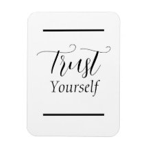 Frase de 'Confiar en ti mismo' con letra negra