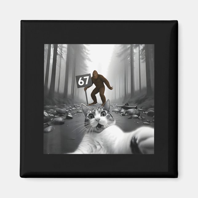 Imán Funny Cat Selfie With Bigfoot 67 Six Seven Meme Me (Frente)