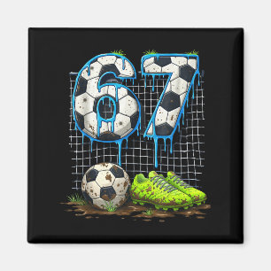 Imán Fútbol 67 seis siete divertido gen alfa meme goteo