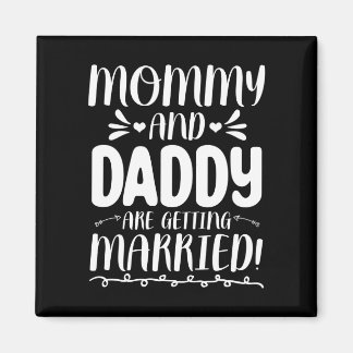 Imán Futura novia y novio mamá y papá están recibiendo