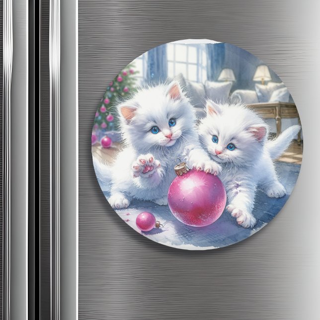 Imán Gatitos Blancos Adorables Navidades Rosa (Subido por el creador)