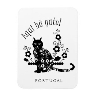 Imán Gato negro con flores y expresión portuguesa