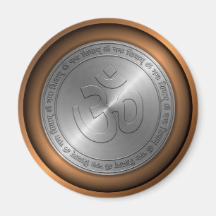 Imán Grabado en relieve de Rótulo Om sobre moneda metál