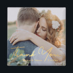 Imán gracias, boda de caligrafía dorada.<br><div class="desc">elegante gracias,  imán de fotografía boda de caligrafía dorada</div>