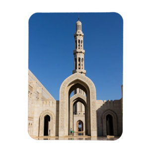 Imán Gran Mezquita del Sultán Qaboos en Mascate, Omán