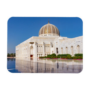 Imán Gran Mezquita del Sultán Qaboos en Mascate, Omán