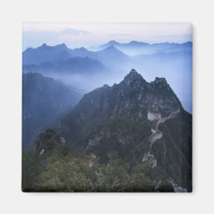 Imán Gran Muralla en niebla de la mañana temprano, Chin