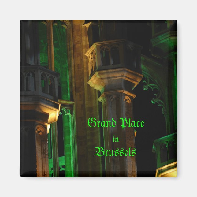 Imán Grand Place de noche (Frente)