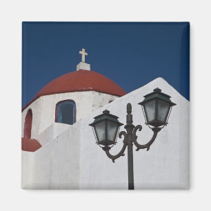 Imán Grecia, Mykonos, Capilla con cúpula roja y