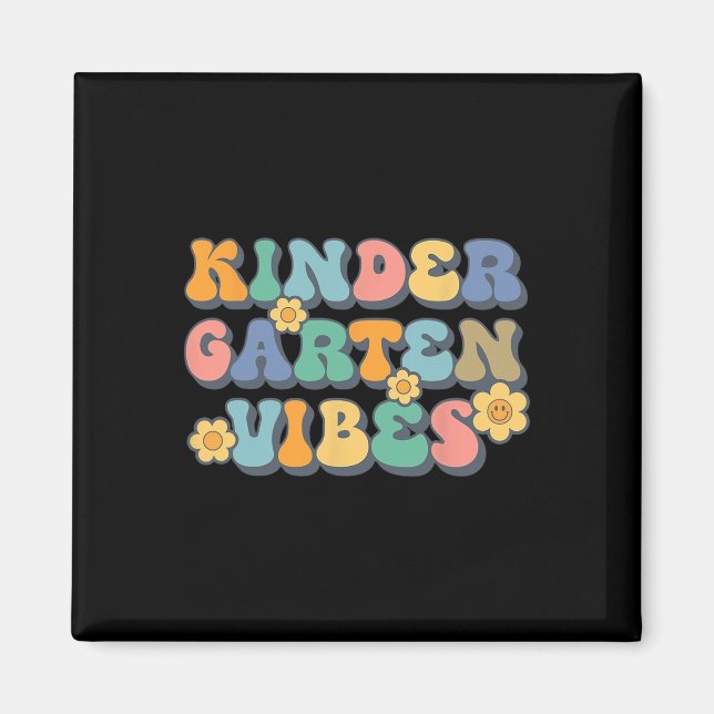 Imán Groovy Hello Kindergarten Vibes profesor retro de  (Frente)