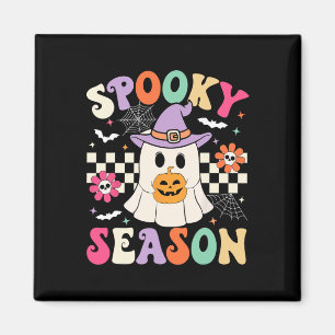 Imán Groovy Spooky Season Retro Ghost Holding Pumpkin H
