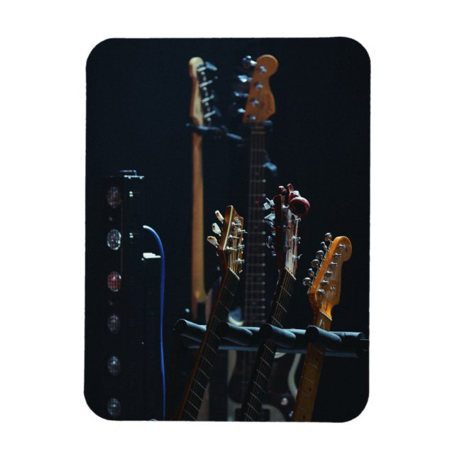 Imán Guay Bass Guitar (Vertical)