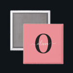 Imán Guion de nombre de monograma personalizado negro b<br><div class="desc">Este elegante monograma y diseño de nombre de guion elegante se puede dar como regalo para un cumpleaños, boda, ducha de novia, aniversario, Día de la Madre o cualquier ocasión. Se puede personalizar con la inicial y el nombre de la persona. Puede cambiar la fuente, el color de la fuente,...</div>