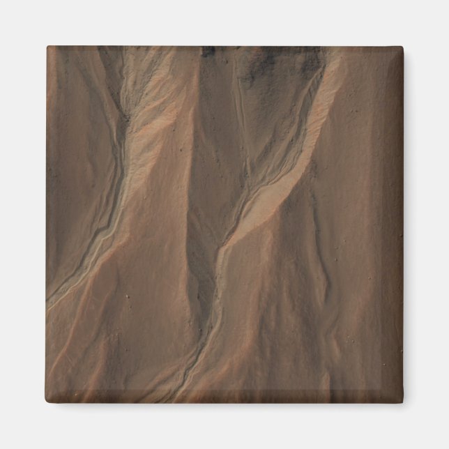 Imán Gullies al borde del cráter de Hale, Marte (Frente)