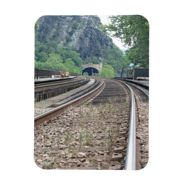 Imán Harpers Ferry WV Railways Tracks Magnet (Vertical)