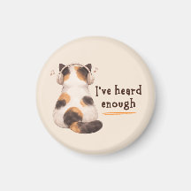 "He oído suficiente" Gato con auriculares