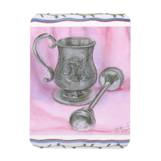 Imán Heirloom Cup y Rattle con fondo morado (Vertical)