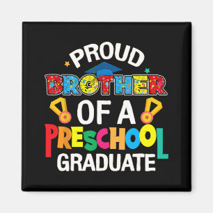 Imán Hermano Graduado De Preescolar El Día De La Fami E