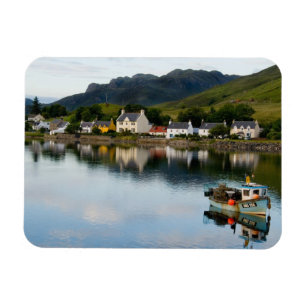 Imán Hermosa foto de pequeño pueblo de Dornie con