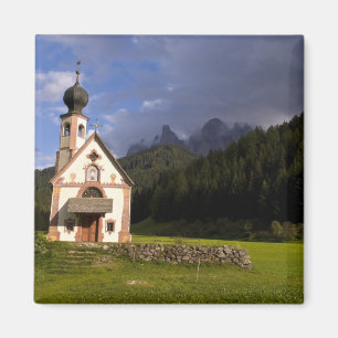 Imán Hermosa iglesia solitaria llamada Rainui