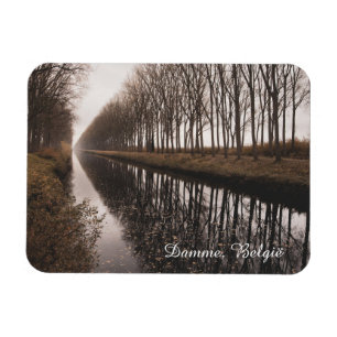 Imán Hermoso canal de Schipdonk en otoño, Damme