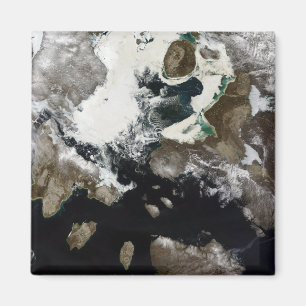 Imán Hielo marino y sedimento visibles en Nunavut,