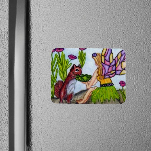 Imán Hojas de hadas Alas de vidrio manchado de ardilla (Fairy stained glass wings sharing drink with squirrel flowers on rectangular magnet.)