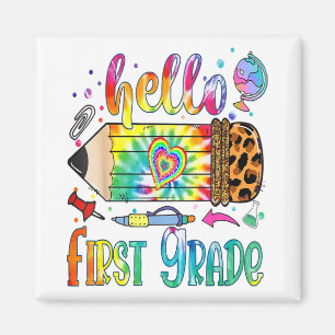 Imán Hola 1er Grado Leopard Lápiz Tie Dye Funny Atrás