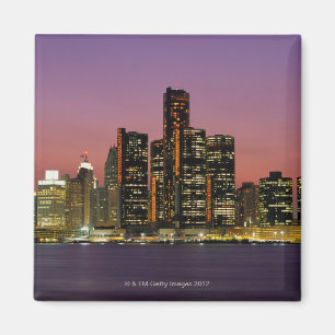 Imán Horizonte de Detroit, Michigan en la noche