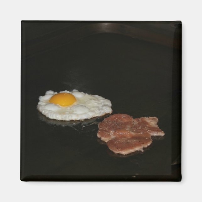 Imán Huevo frito y hamburguesa en el puesto de la calle (Frente)