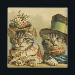 Imán Humor del vintage, gatos del novio de la novia del<br><div class="desc">Imagen divertida del humor del ilustracion del vintage que ofrece los gatos de tabby del Victorian que llevan los gorras. Un boda del mascota del amor y del romance diseña con una novia y un novio del gato. La novia está llevando un gorra floral elegante de la flor y el...</div>