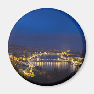 Imán Hungría Budapest en panorama nocturno