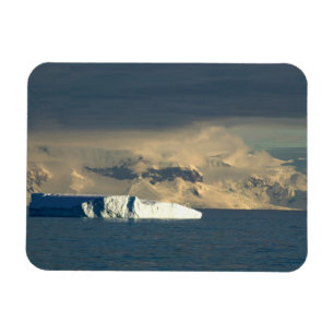 Imán Ice Berg al inicio del paso de Drake