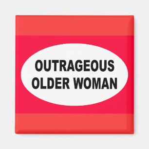 Imán Indignante anciana